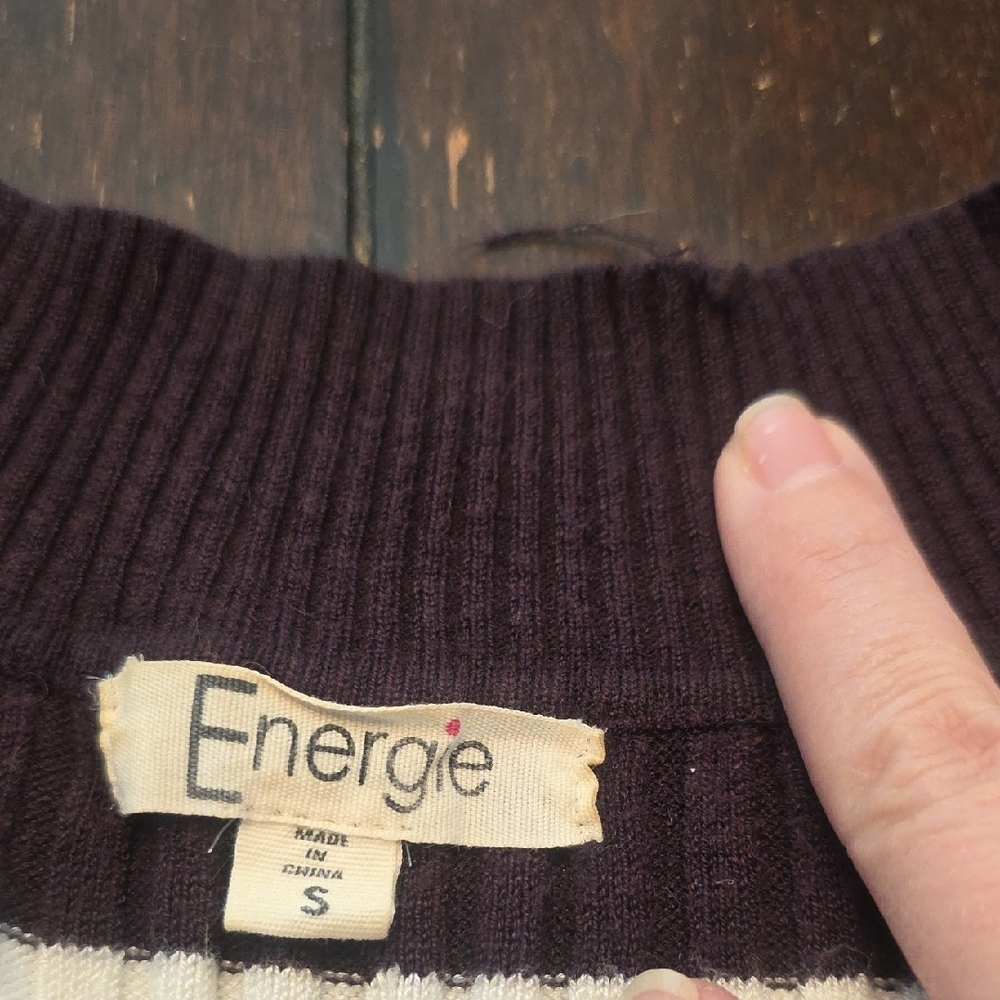 Energie V-Neck Sweater - Cream and Brown - Picture 3 of 3
